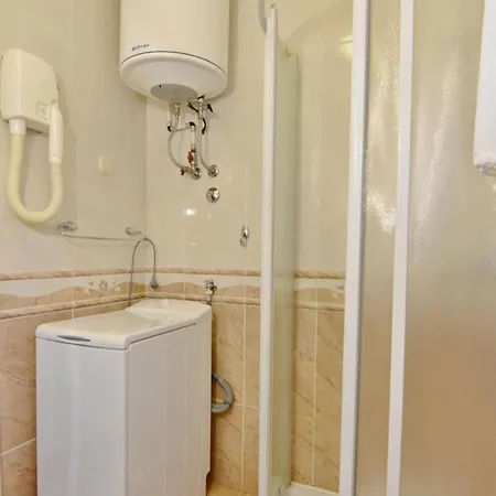 Vlado In Der Naehe Des Meeres Apartmán